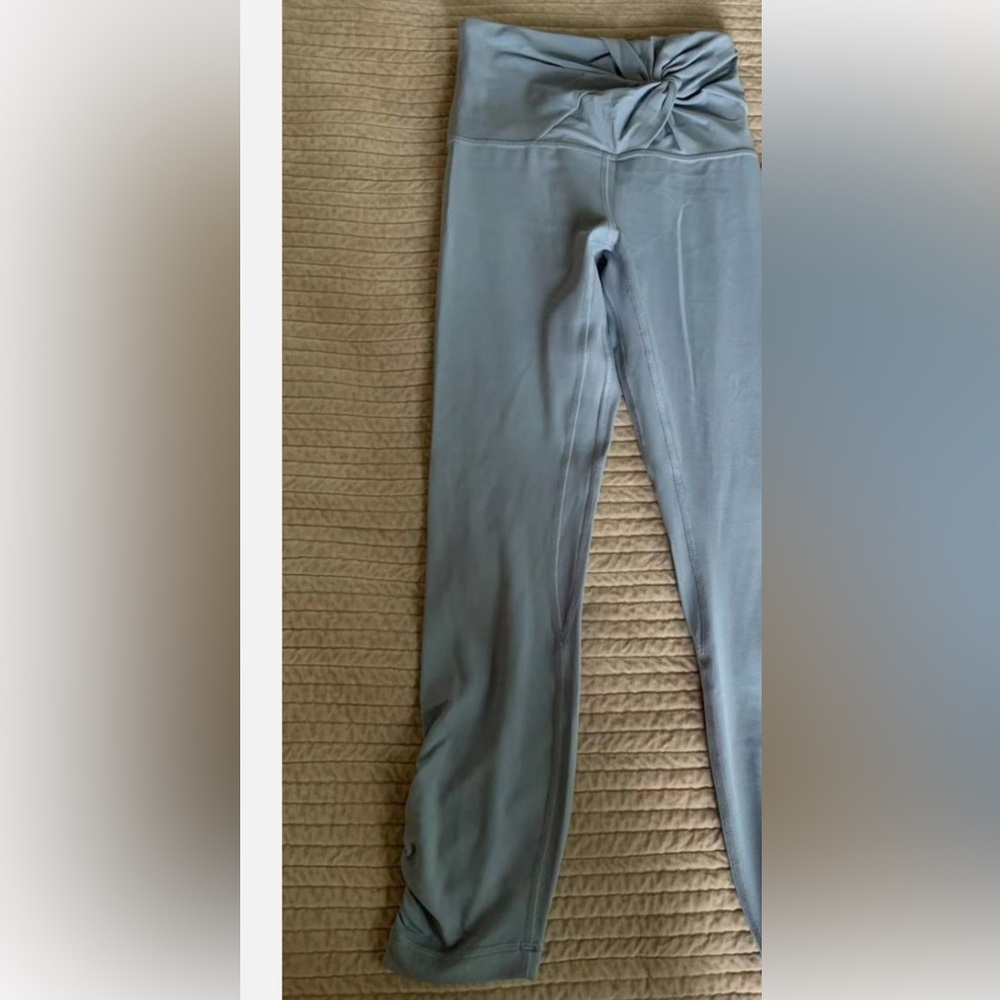 Lululemon align high-rise crop twist leggings